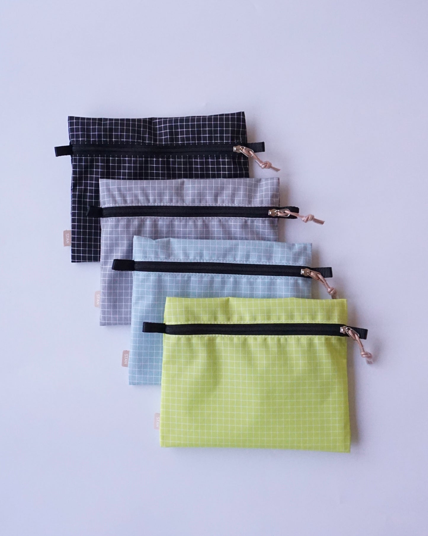 STAN Product Grid multi pouch