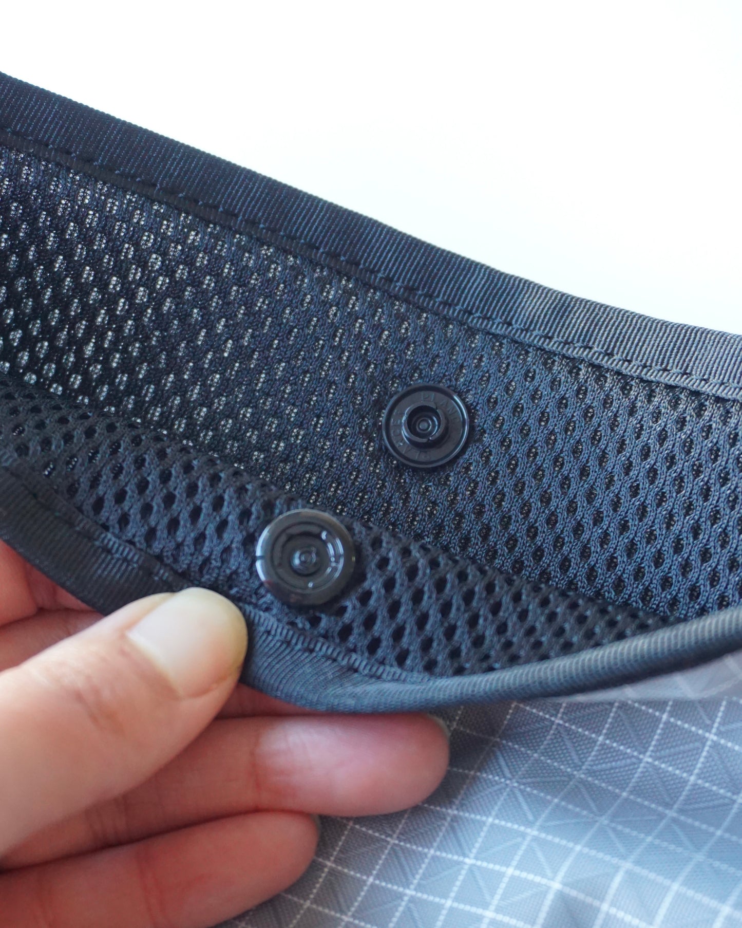 STAN Product Laptop case- Grid -