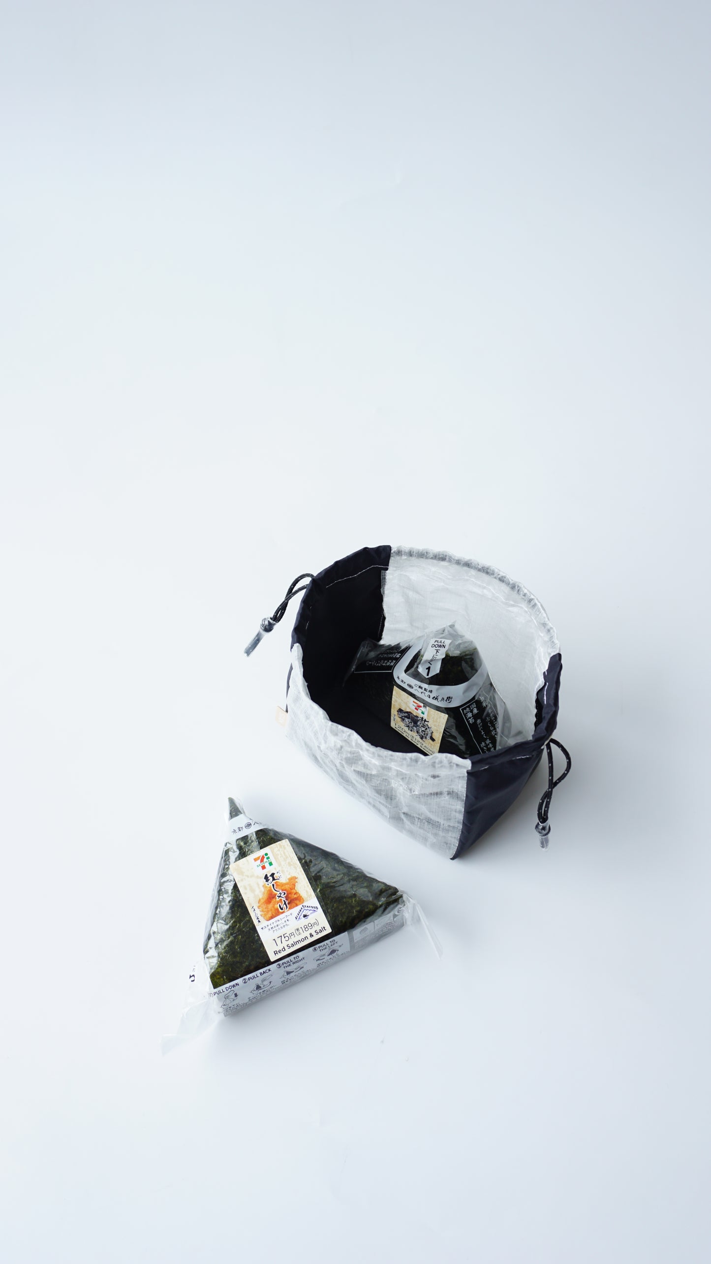 STAN Product Onigiri purse / DCF
