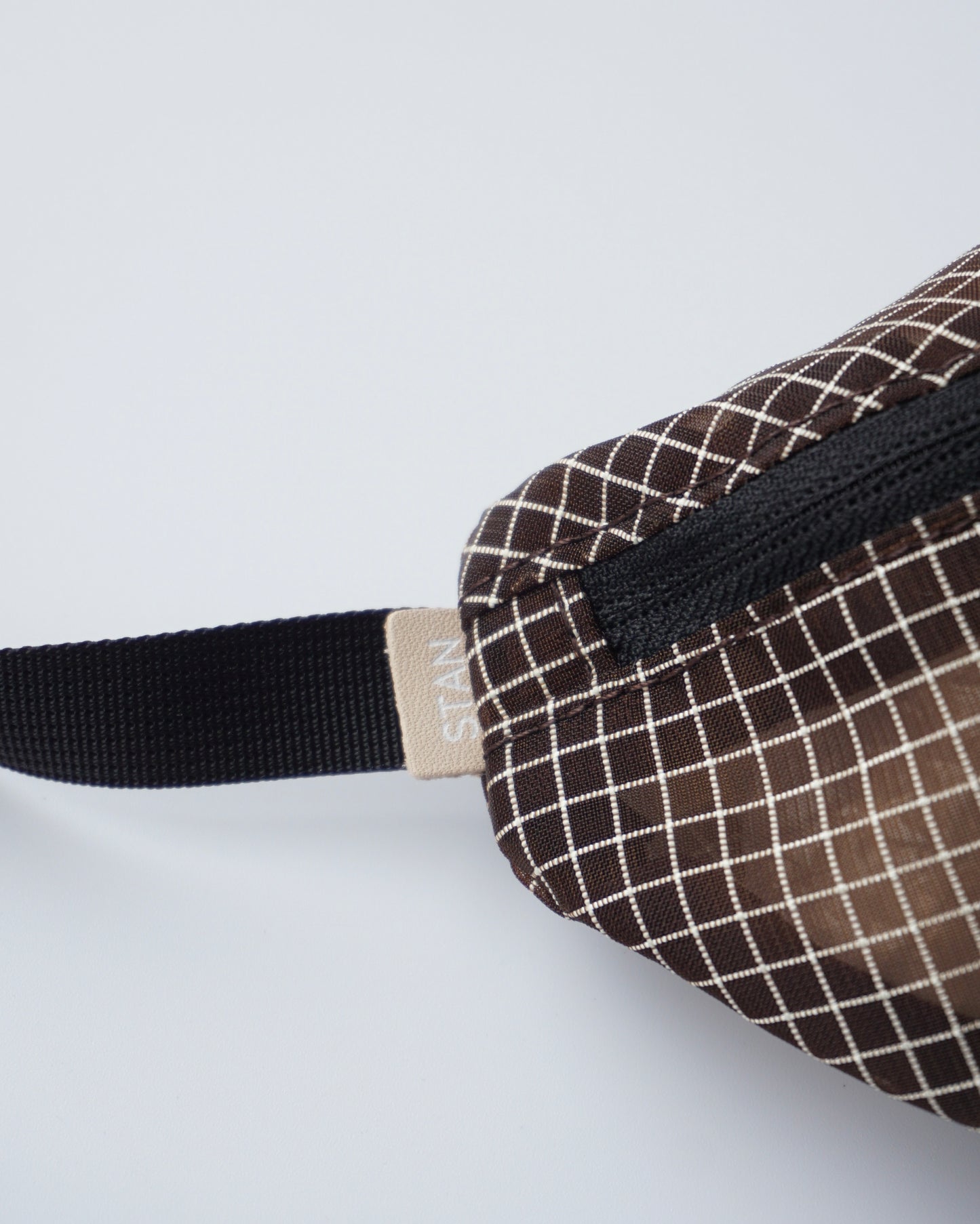STAN Product mini mesh waist bag