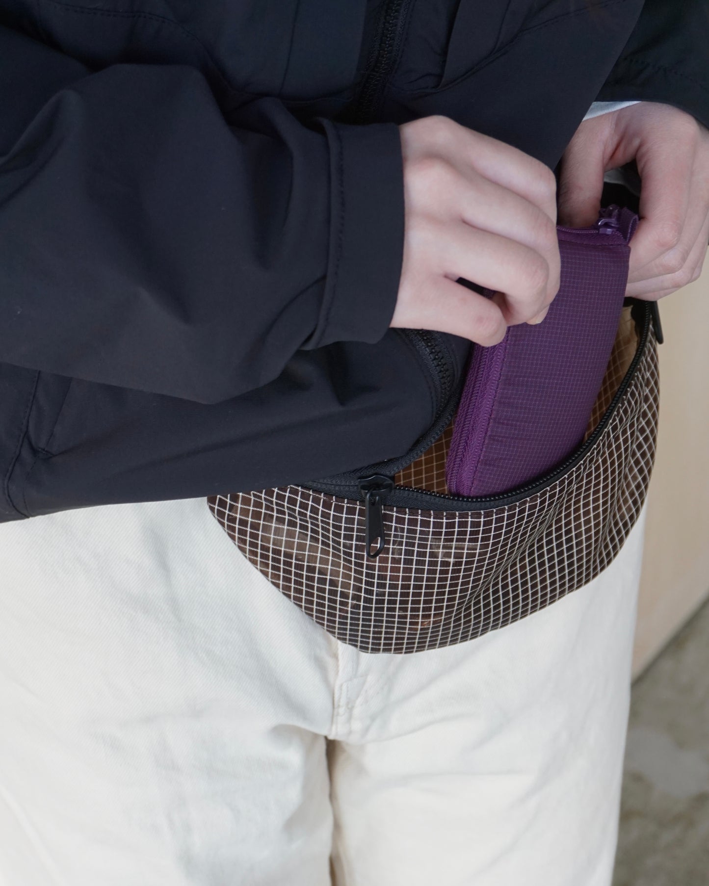 STAN Product Mesh waist bag
