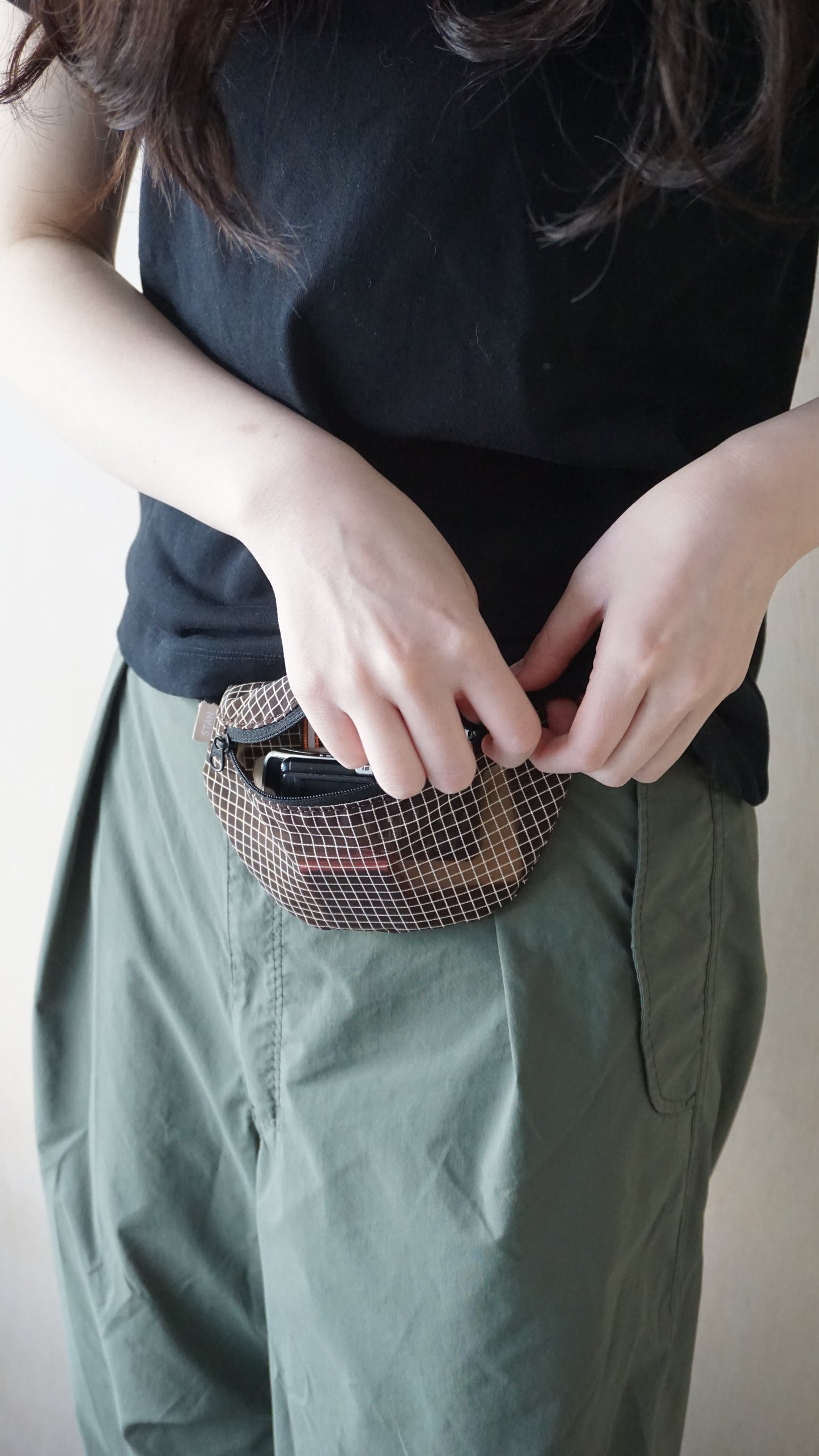 STAN Product mini mesh waist bag