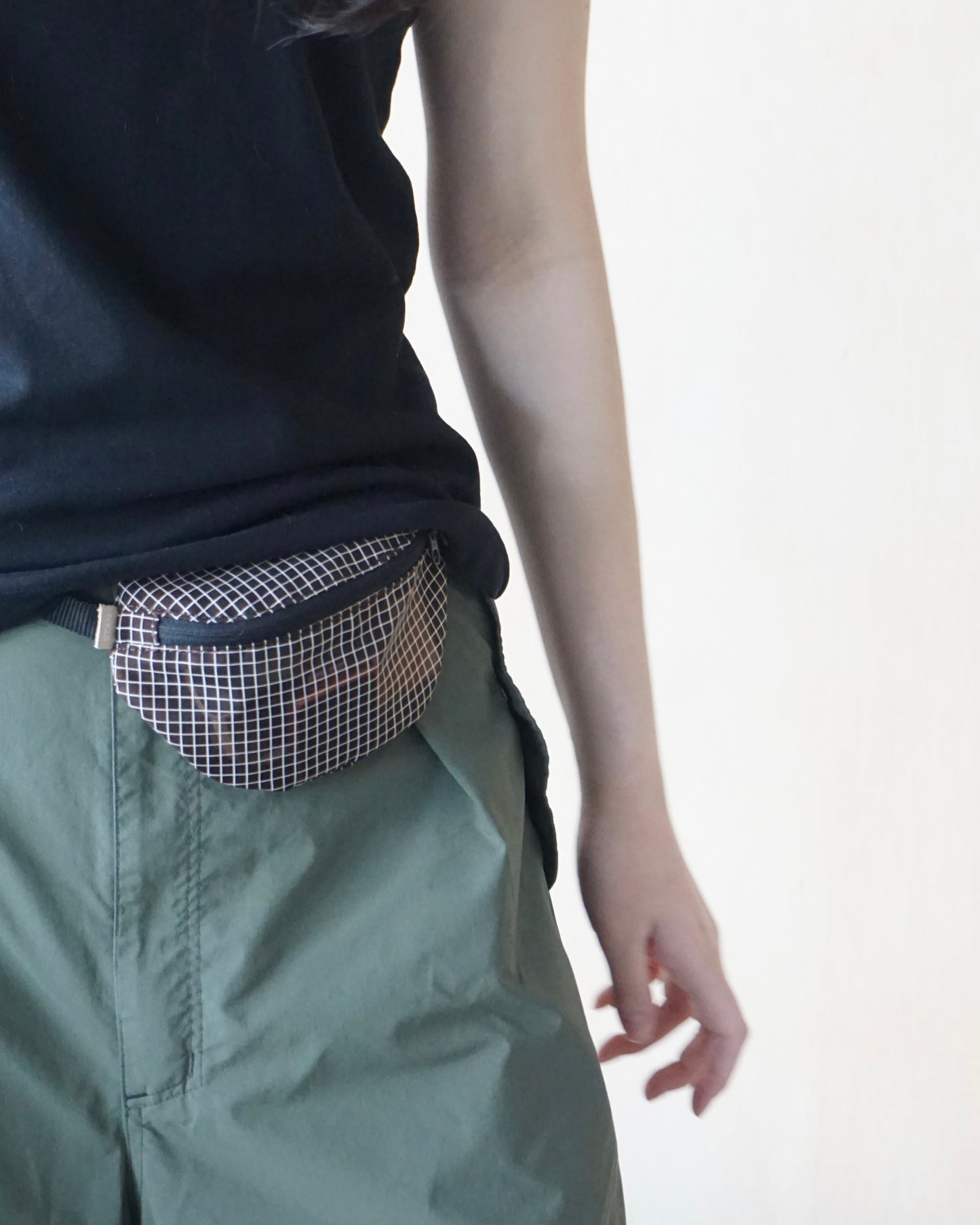 STAN Product mini mesh waist bag