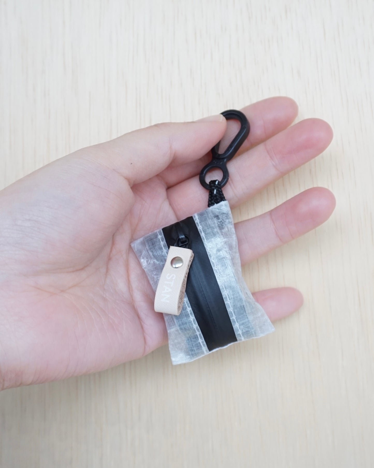 STAN Product Tiny coin case / DCF